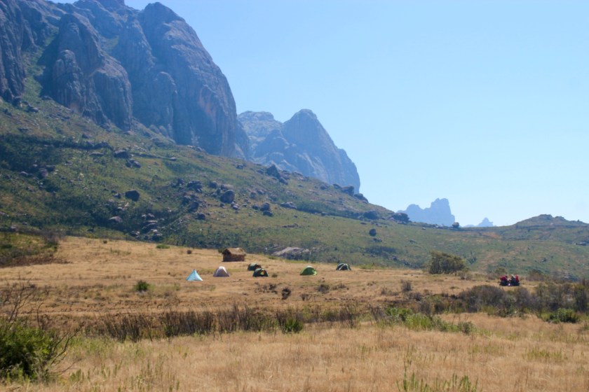 963BEA20-B12A-43D8-BCA6-0FD2BD20279F_1_201_a